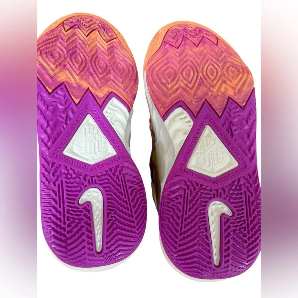 Nike Kyrie Irving 8 Go Multicolor Sneakers